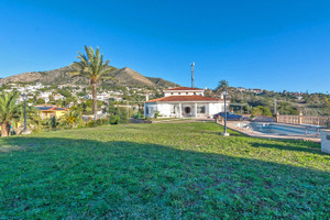 Dom na sprzedaż 595m2 Andaluzja Malaga Benalmádena, La Capellanía - zdjęcie 1