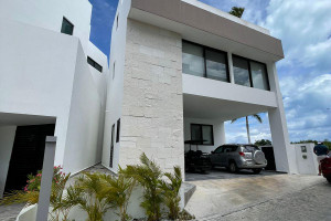 Dom na sprzedaż 450m2 Puerto Cancun - zdjęcie 1