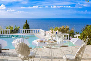Dom na sprzedaż 215m2 Corfu - zdjęcie 1
