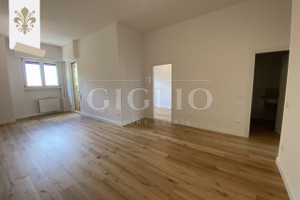 Mieszkanie na sprzedaż 81m2 Toskania Firenze - zdjęcie 1