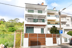 Dom na sprzedaż 268m2 Porto Vila Nova de Gaia Mafamude e Vilar do Paraíso - zdjęcie 1