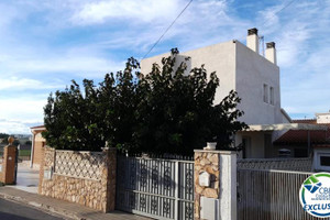 Dom na sprzedaż 177m2 Katalonia Girona Puigmal - zdjęcie 1
