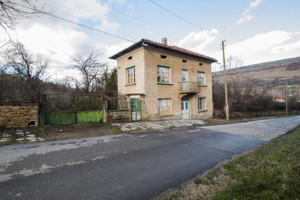 Dom na sprzedaż 150m2 с. Долна Бешовица/s. Dolna Beshovica - zdjęcie 1