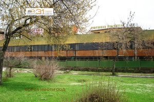 Komercyjne na sprzedaż 5266m2 Промишлена зона - Юг/Promishlena zona - Iug - zdjęcie 2