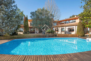 Dom na sprzedaż 858m2 Katalonia Girona - zdjęcie 1