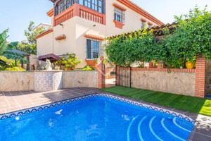 Dom na sprzedaż 300m2 Andaluzja Malaga Torre Del Mar - zdjęcie 1