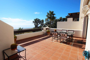 Mieszkanie na sprzedaż 153m2 Andaluzja Malaga Marbella Cabo Bermejo New Golden Mile - zdjęcie 1