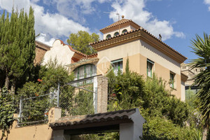 Dom na sprzedaż 334m2 Katalonia Barcelona - zdjęcie 1