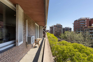 Mieszkanie na sprzedaż 203m2 Katalonia Barcelona - zdjęcie 3