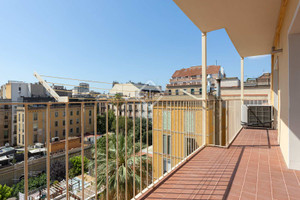Mieszkanie na sprzedaż 150m2 Katalonia Barcelona - zdjęcie 1