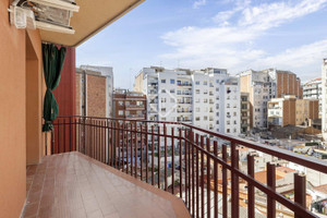 Mieszkanie na sprzedaż 90m2 Katalonia Barcelona - zdjęcie 2