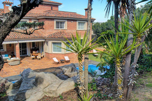 Dom na sprzedaż 751m2 Katalonia Tarragona - zdjęcie 1