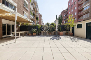 Mieszkanie na sprzedaż 238m2 Katalonia Barcelona - zdjęcie 1