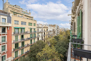 Mieszkanie na sprzedaż 103m2 Katalonia Barcelona - zdjęcie 2