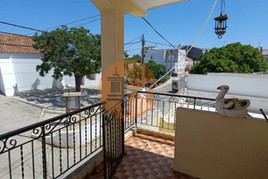 Dom na sprzedaż 570m2 Faro Castro Marim - zdjęcie 1