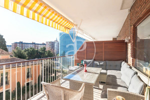 Mieszkanie na sprzedaż 213m2 Katalonia Barcelona - zdjęcie 3