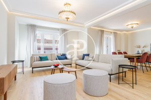 Mieszkanie na sprzedaż 243m2 Madryt - zdjęcie 1