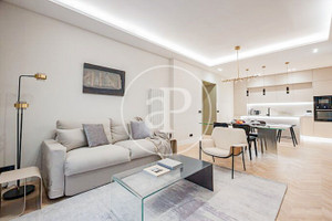 Mieszkanie na sprzedaż 142m2 Madryt - zdjęcie 2