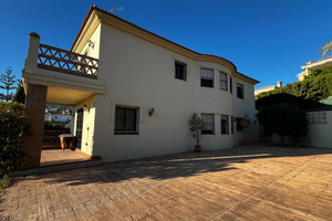 Dom na sprzedaż 278m2 Andaluzja Malaga - zdjęcie 1