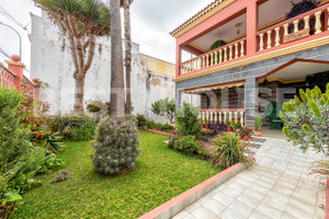 Dom na sprzedaż 412m2 Wyspy Kanaryjskie Las Palmas de Gran Canaria - zdjęcie 1