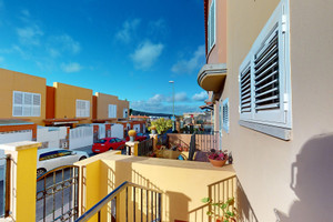 Dom na sprzedaż 207m2 Wyspy Kanaryjskie Las Palmas de Gran Canaria - zdjęcie 1