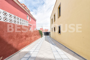 Dom na sprzedaż 364m2 Wyspy Kanaryjskie Las Palmas de Gran Canaria - zdjęcie 3