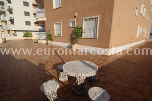 Mieszkanie na sprzedaż 63m2 Walencja Alicante Guardamar Del Segura - zdjęcie 2