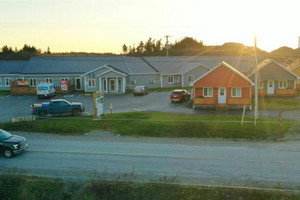 Dom na sprzedaż 1171m2 96-98 Canada Drive - zdjęcie 1