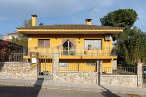 Dom na sprzedaż 168m2 Katalonia Barcelona - zdjęcie 2