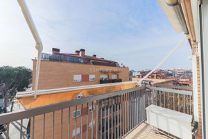 Mieszkanie na sprzedaż 78m2 Katalonia Barcelona - zdjęcie 3