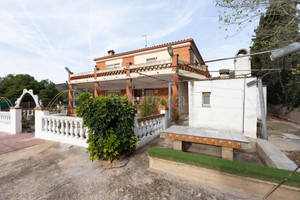 Dom na sprzedaż 281m2 Katalonia Tarragona - zdjęcie 1
