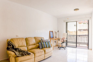 Mieszkanie na sprzedaż 42m2 Wyspy Kanaryjskie Santa Cruz de Tenerife - zdjęcie 2