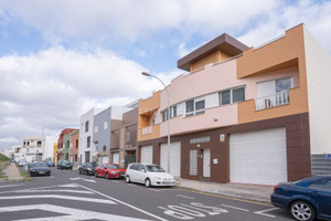 Dom na sprzedaż 550m2 Wyspy Kanaryjskie Santa Cruz de Tenerife - zdjęcie 1