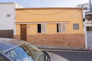 Dom na sprzedaż 100m2 Wyspy Kanaryjskie Santa Cruz de Tenerife - zdjęcie 1