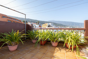 Dom na sprzedaż 198m2 Wyspy Kanaryjskie Santa Cruz de Tenerife - zdjęcie 1