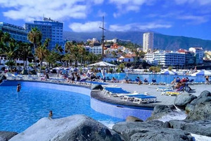 Komercyjne na sprzedaż 2162m2 Wyspy Kanaryjskie Santa Cruz de Tenerife - zdjęcie 1