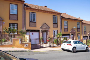 Dom na sprzedaż 176m2 Wyspy Kanaryjskie Santa Cruz de Tenerife - zdjęcie 1