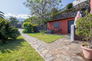 Dom na sprzedaż 195m2 Wyspy Kanaryjskie Santa Cruz de Tenerife - zdjęcie 1