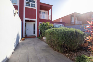 Dom na sprzedaż 194m2 Wyspy Kanaryjskie Santa Cruz de Tenerife - zdjęcie 2