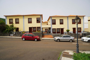 Mieszkanie na sprzedaż 98m2 Wyspy Kanaryjskie Santa Cruz de Tenerife - zdjęcie 1