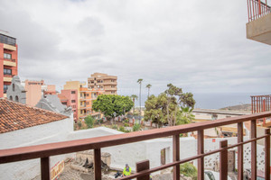 Mieszkanie na sprzedaż 74m2 Wyspy Kanaryjskie Santa Cruz de Tenerife - zdjęcie 1