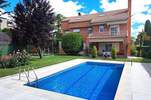 Dom na sprzedaż 470m2 Madryt - zdjęcie 1