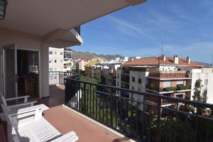 Mieszkanie na sprzedaż 158m2 Wyspy Kanaryjskie Santa Cruz de Tenerife - zdjęcie 2
