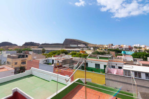 Dom na sprzedaż 144m2 Wyspy Kanaryjskie Santa Cruz de Tenerife - zdjęcie 1