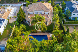 Dom na sprzedaż 1022m2 Andaluzja Malaga - zdjęcie 2