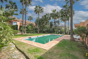 Dom na sprzedaż 175m2 Andaluzja Malaga - zdjęcie 1
