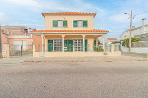 Dom na sprzedaż 148m2 Setbal Seixal - zdjęcie 1