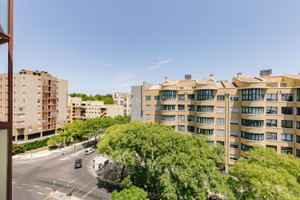 Mieszkanie na sprzedaż 95m2 Dystrykt Lizboński Lisboa - zdjęcie 2