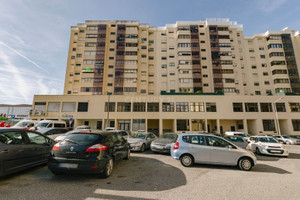 Komercyjne na sprzedaż 305m2 Dystrykt Lizboński Loures - zdjęcie 1