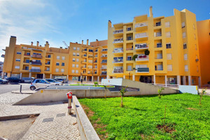 Komercyjne na sprzedaż 42m2 Dystrykt Lizboński Oeiras - zdjęcie 1